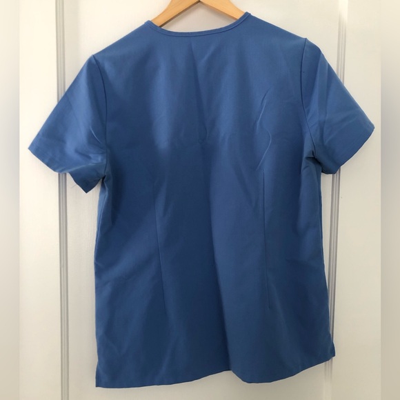 Figs scrub top in style Catarina and color Ceil Blue - Picture 2 of 4